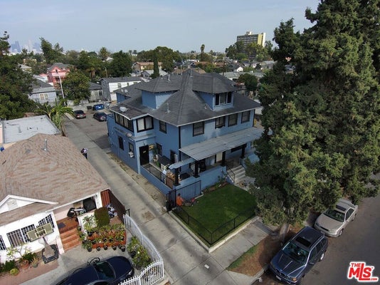 915 E 50TH ST, LOS ANGELES, CA 90011 - Image 86bc2cac2b52cb04bab1a76c93d7174f/1160136205