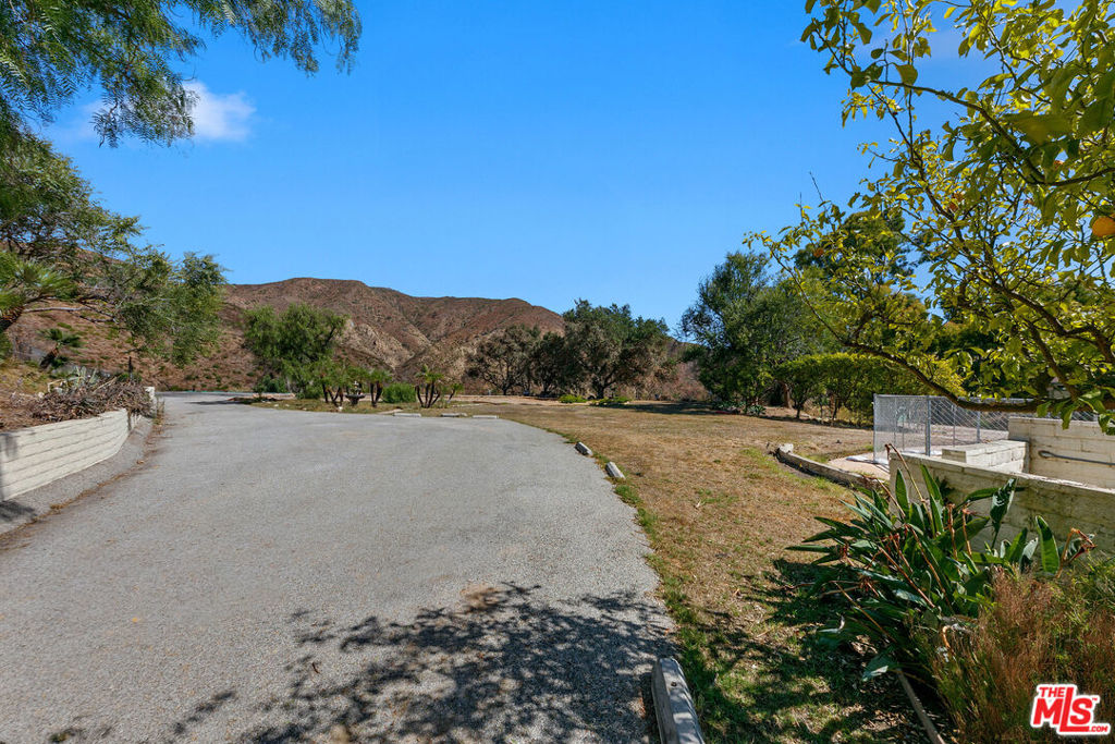 20725 Rockcroft Drive