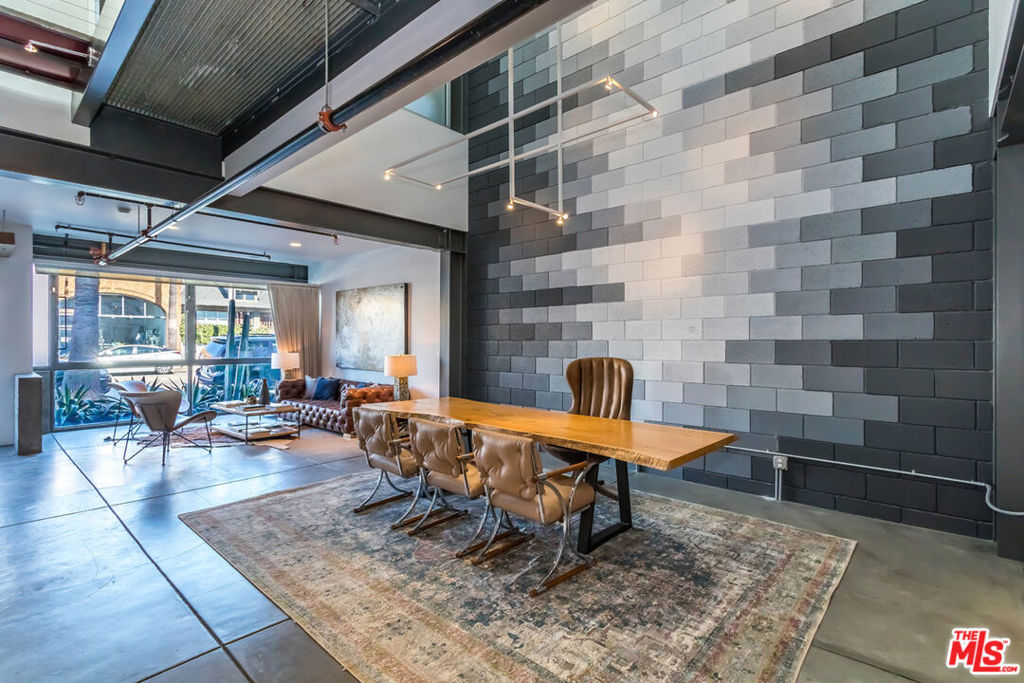 1212 Abbot Kinney Boulevard 1