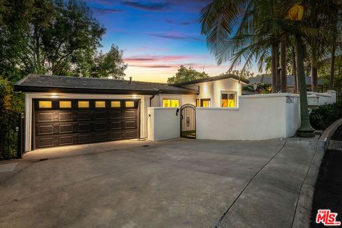 3261 N Knoll Drive Los Angeles CA 90068