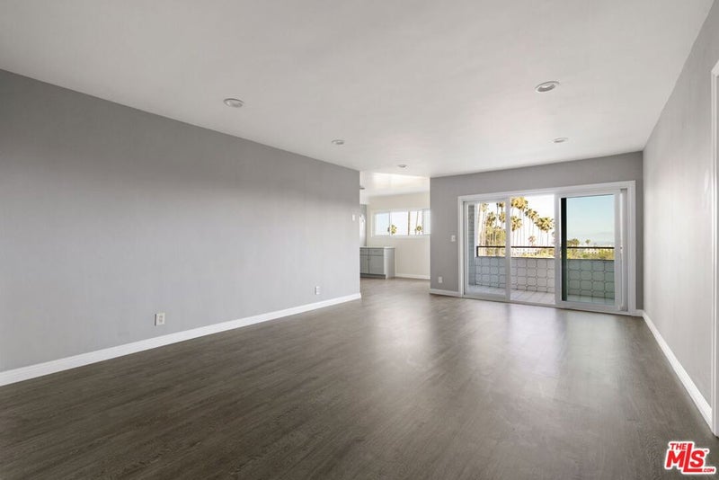 7560 Hollywood Boulevard 309