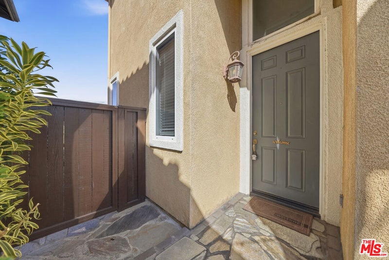1021 Topaz Lane