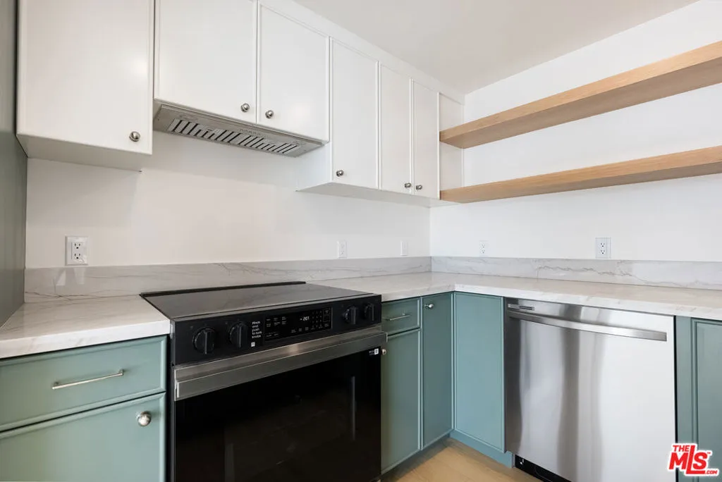 Cypress, California 90630, United States, 3 Bedrooms Bedrooms, ,2 BathroomsBathrooms,Residential,Active,239250