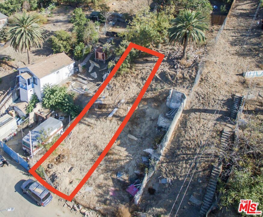 3304 N Reynolds Avenue