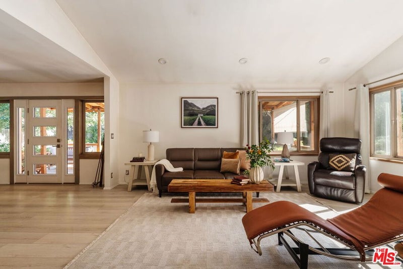 1230 Old Topanga Canyon Road