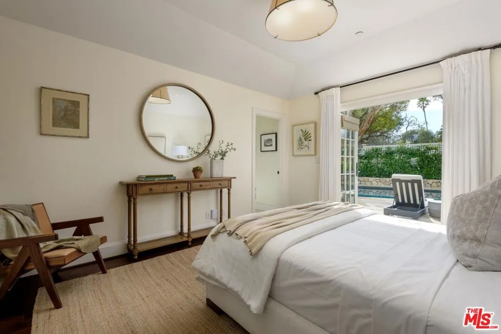 Santa Barbara, California 93108, United States, 4 Bedrooms Bedrooms, ,5 BathroomsBathrooms,Residential,Active,91339