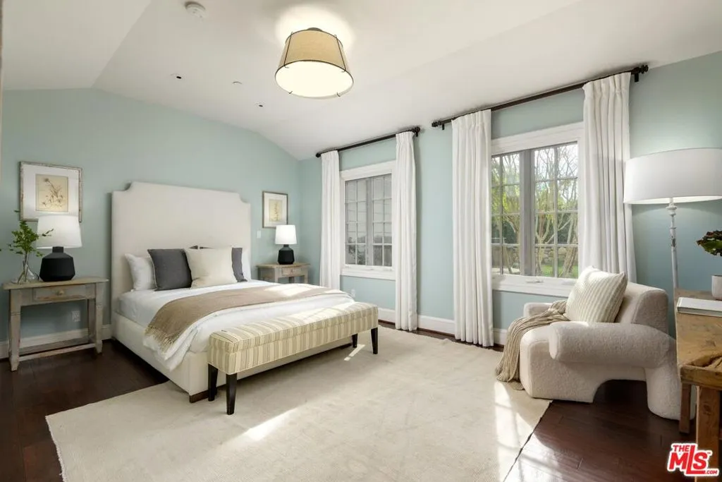 Santa Barbara, California 93108, United States, 4 Bedrooms Bedrooms, ,5 BathroomsBathrooms,Residential,Active,91339