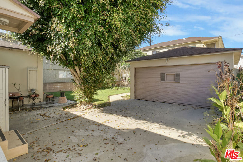 12609 Mitchell Avenue