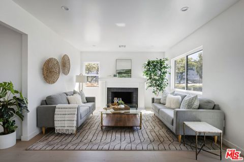 4918 10th Avenue Los Angeles CA 90043