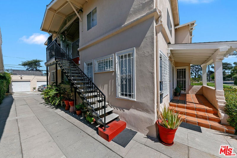 2531 6th Avenue