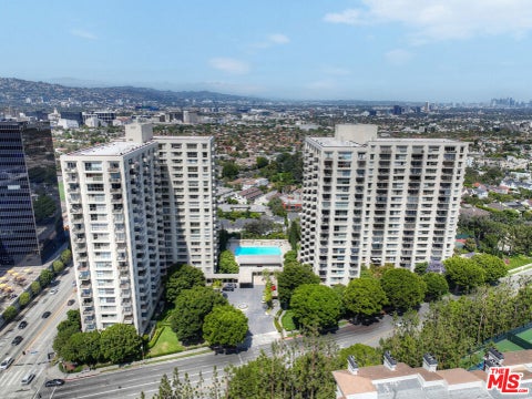 Photo of 2160 Century Parkway #702, Los Angeles, CA 90067 (MLS # 26863081)