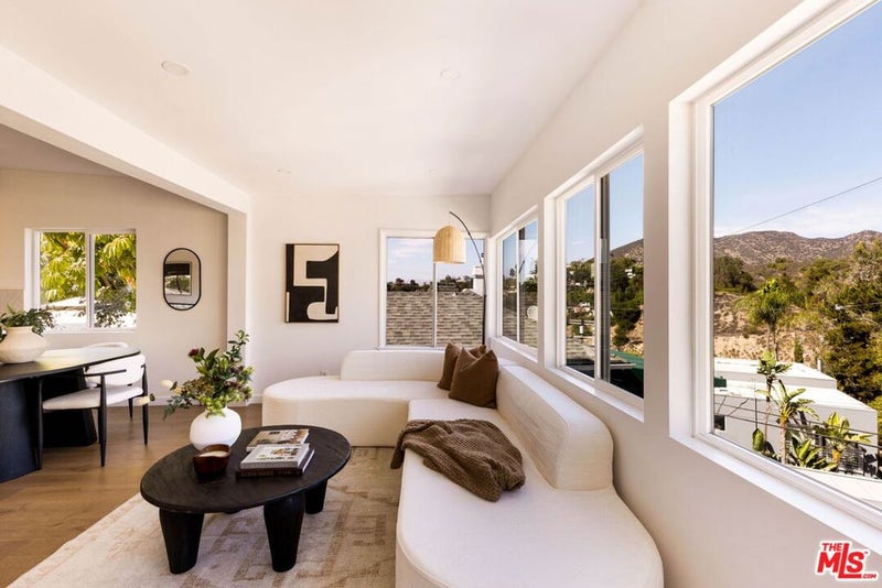 6837 Cahuenga Park Trail