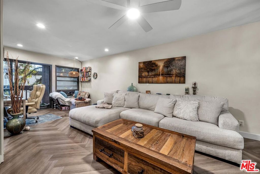 7740 Redlands Street G3092