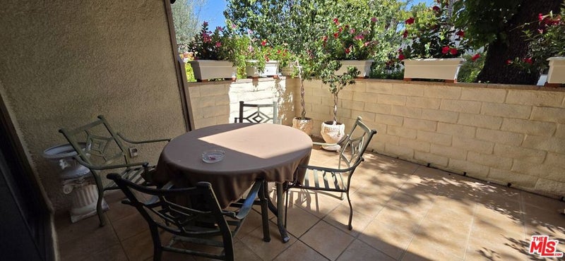 17707 Magnolia Boulevard
