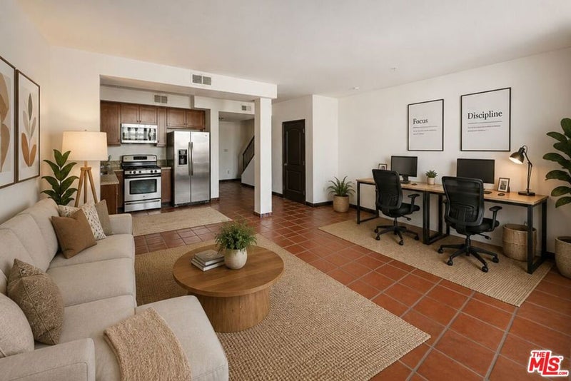 360 W Avenue 26 100