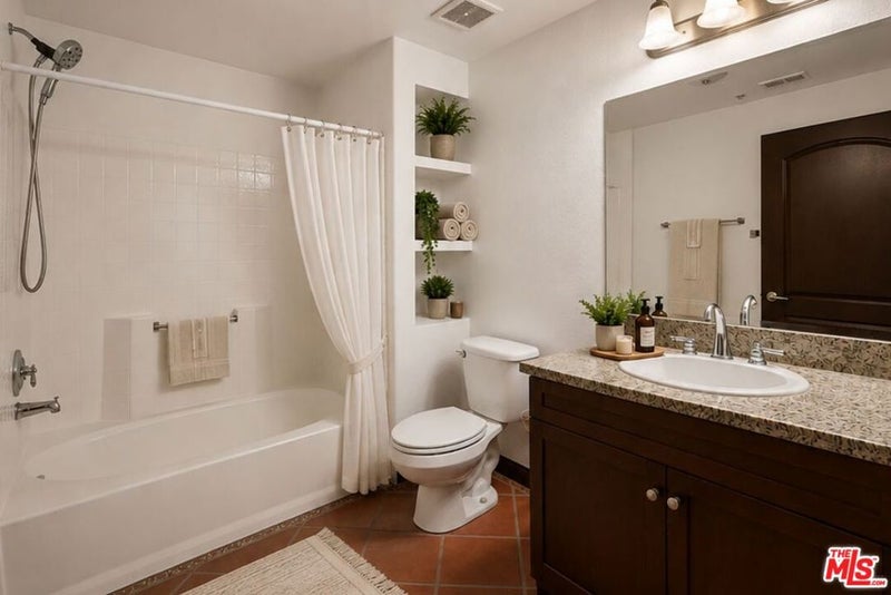 360 W Avenue 26 100