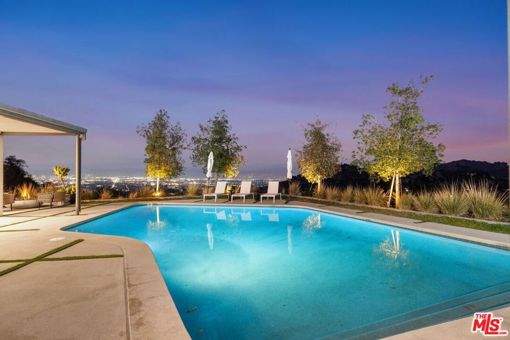 Properties 4 8545 Charl Lane