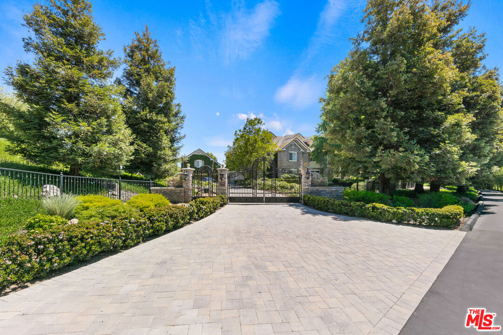 13418 Nightsky Drive