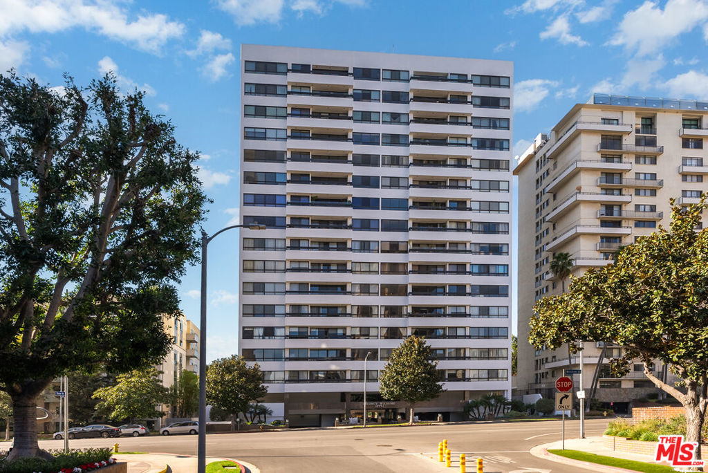 10551 Wilshire Boulevard 1002