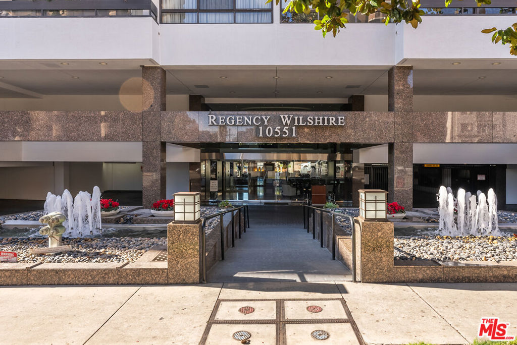 10551 Wilshire Boulevard 1002
