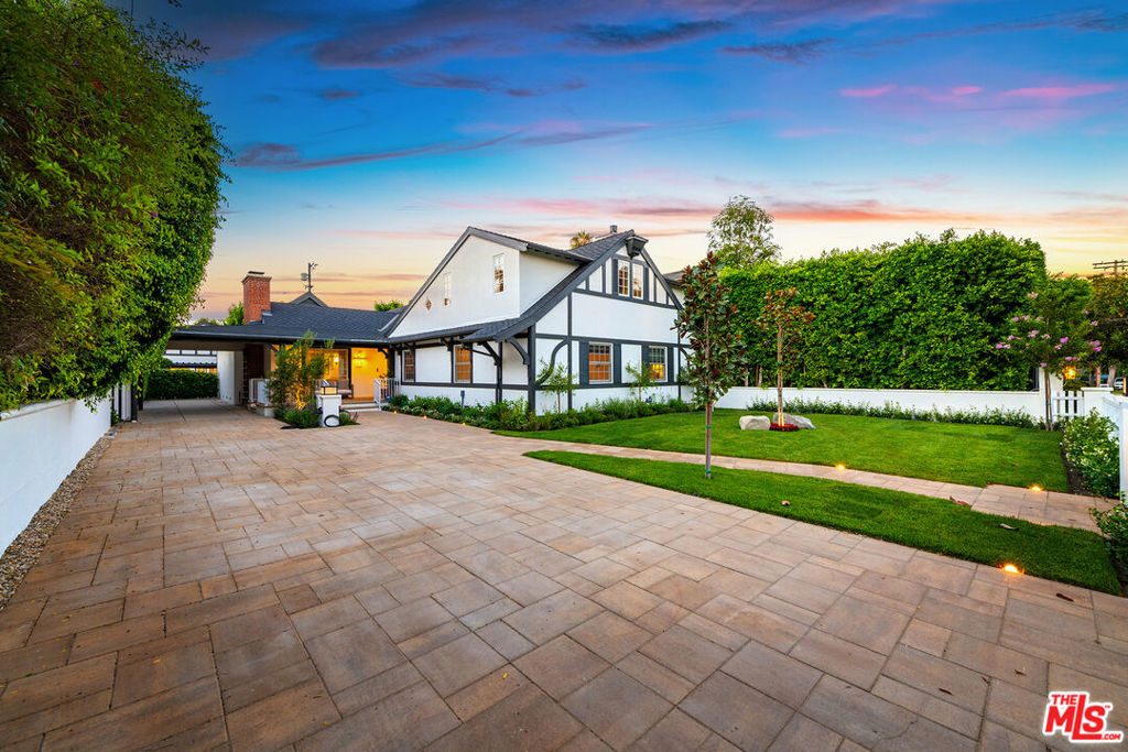 Properties 4 10445 Valley Spring Lane