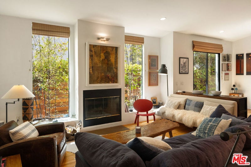 2005 Walnut Avenue