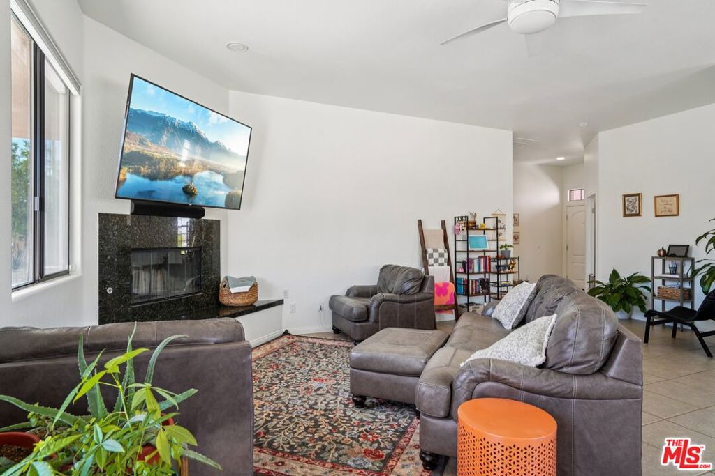 58055 Desert Gold Drive