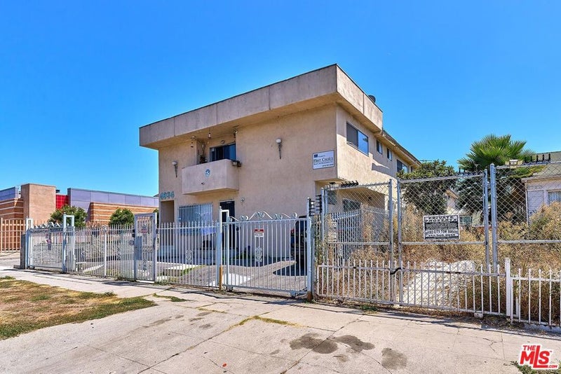 4934 Maplewood Avenue