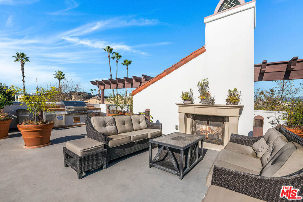 10648 Woodbridge Street 105