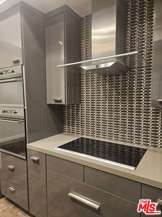 1880 Veteran Avenue 107