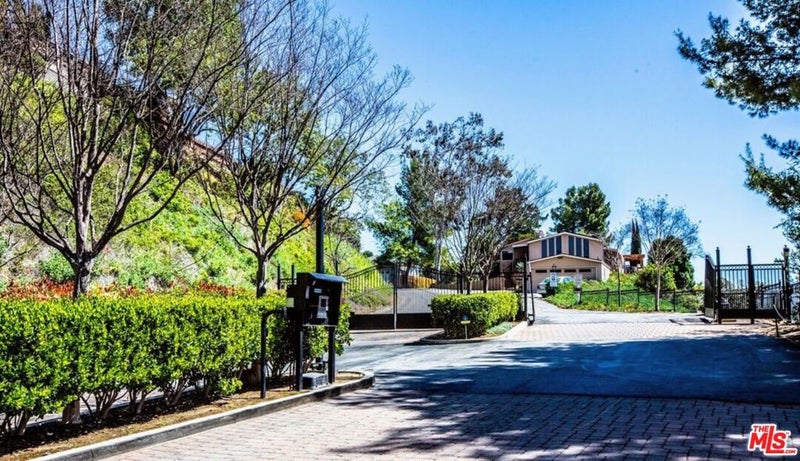 124 Pueblo Lane