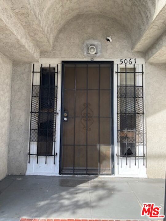 5061 Fountain Avenue