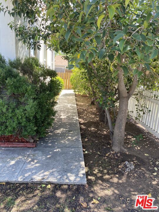 347 Francis Street