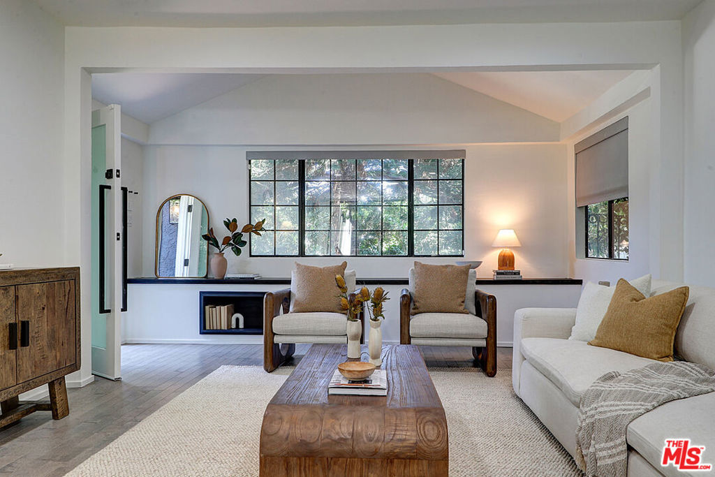 1434 Coronado Terrace