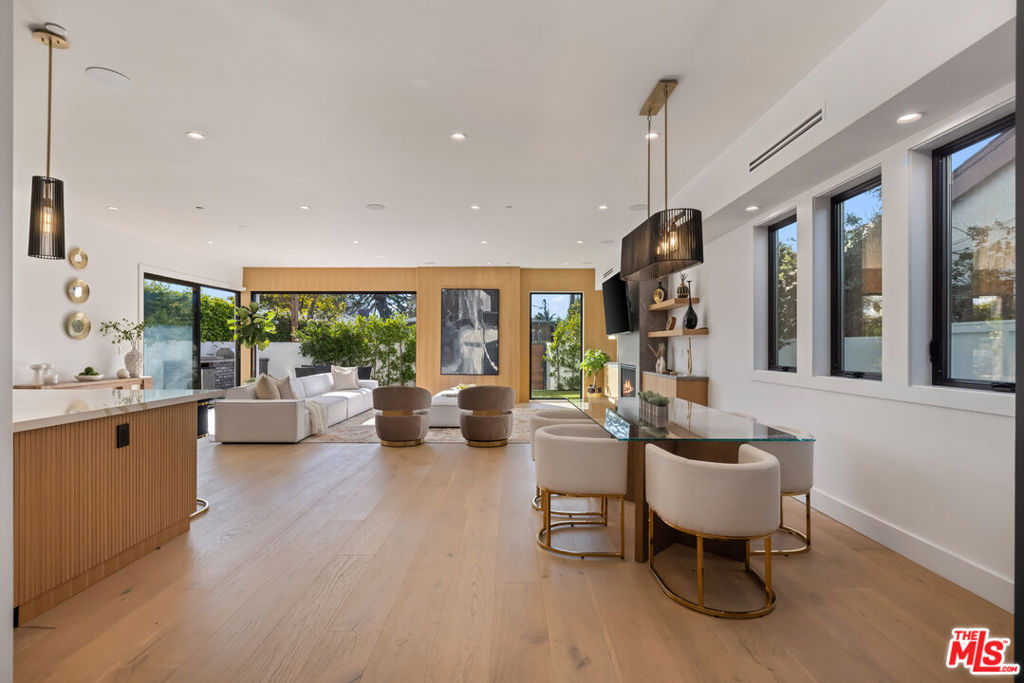 3021 Stanford Avenue