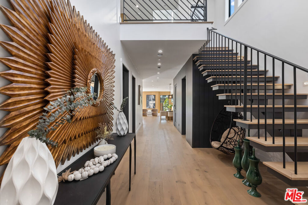 3021 Stanford Avenue