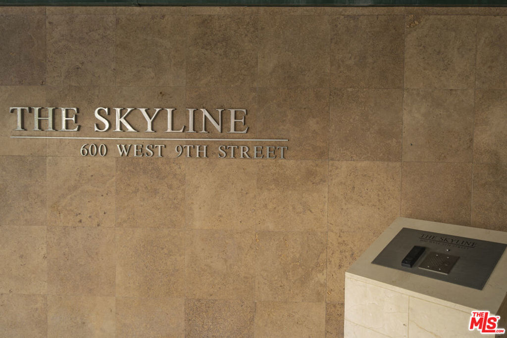 600 W 9th Street 1502