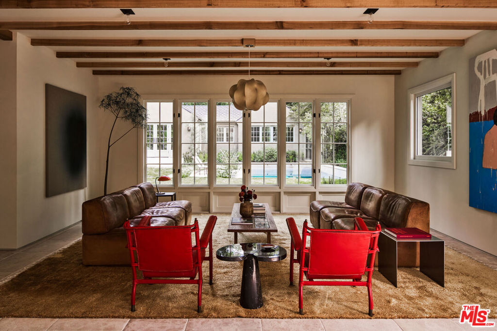 Properties 2 2027 Laughlin Park Drive