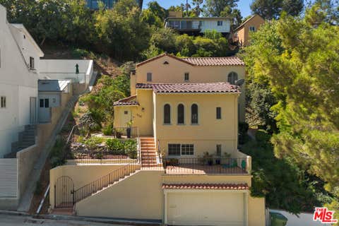Photo of 3528 Fernwood Avenue, Los Angeles, CA 90039 (MLS # 26876393)