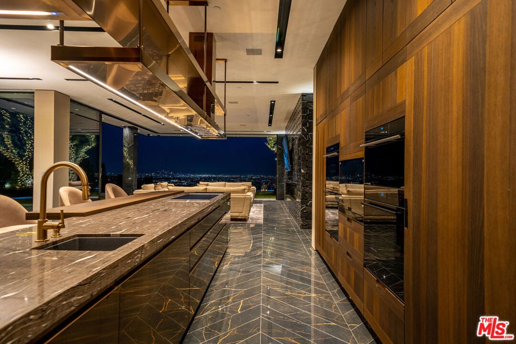 1200 Bel Air Road