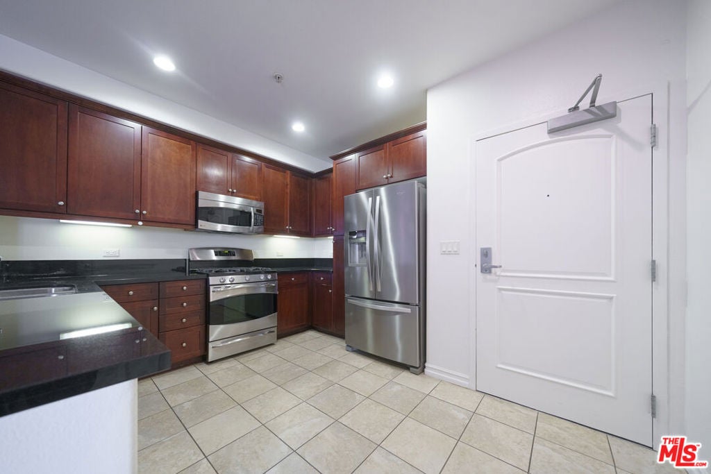 629 Traction Avenue 511