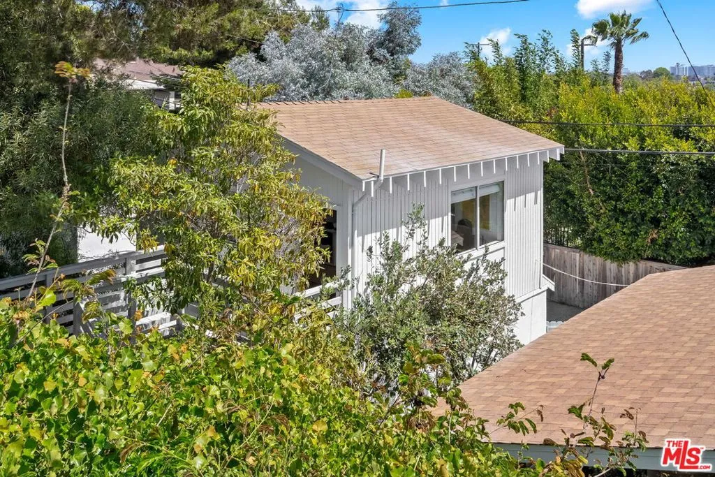 Los Angeles, California 90066, United States, 6 Bedrooms Bedrooms, ,5 BathroomsBathrooms,Residential,Active,154544