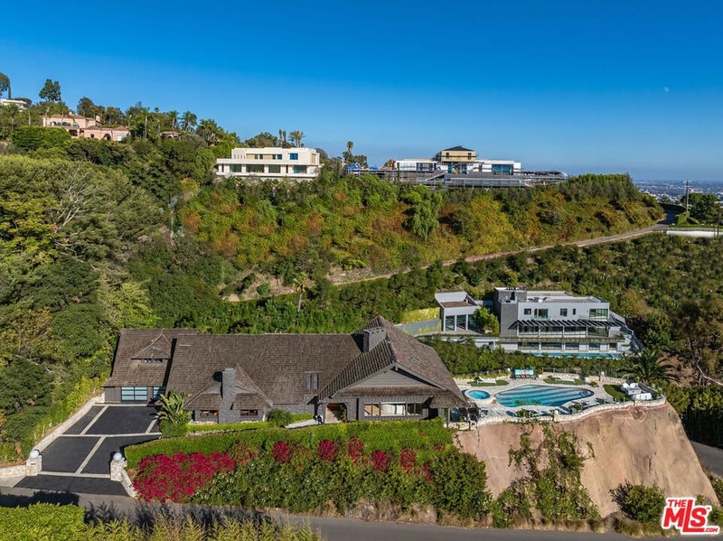 1326 Beverly Estates Drive