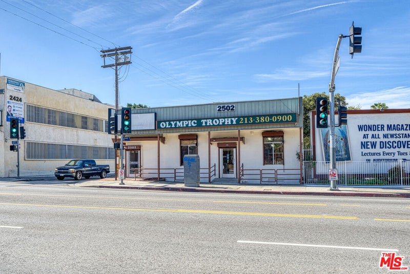 2502 W 3rd Street