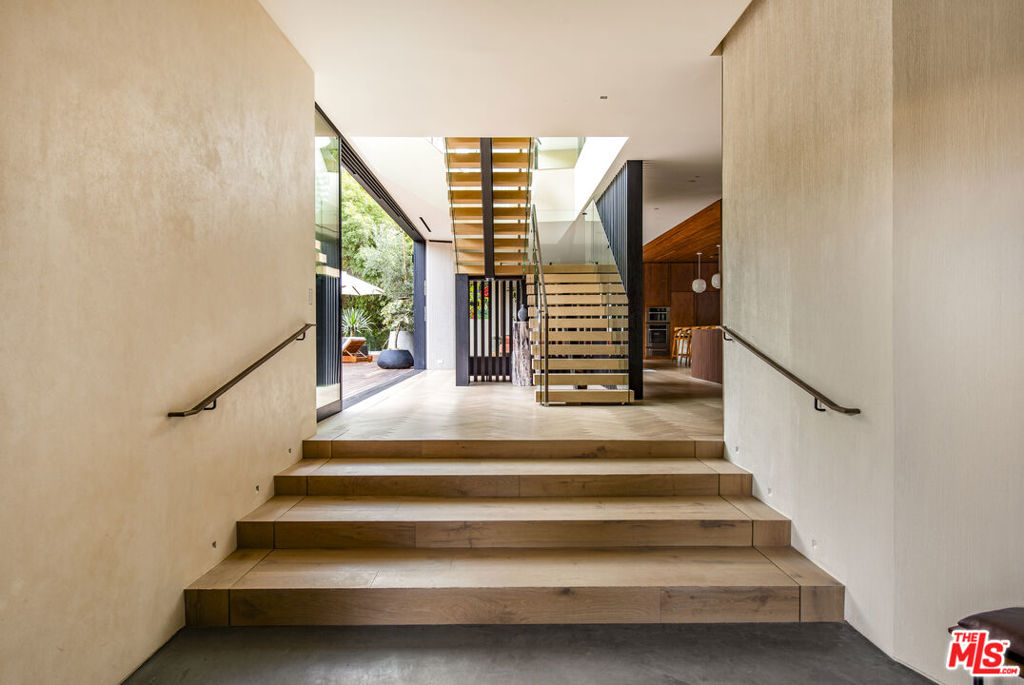2535 Hutton Drive