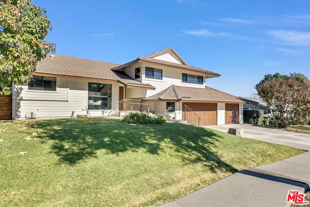 15515 La Moine Street