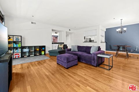 Photo of 1401 S Bentley Avenue #202, Los Angeles, CA 90025 (MLS # 25601229)