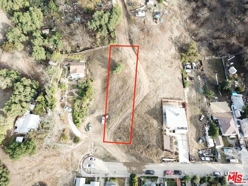 3110 N Eva Terrace