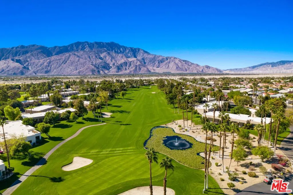 Cathedral City, California 92234, United States, 3 Bedrooms Bedrooms, ,4 BathroomsBathrooms,Residential,Pending,184047