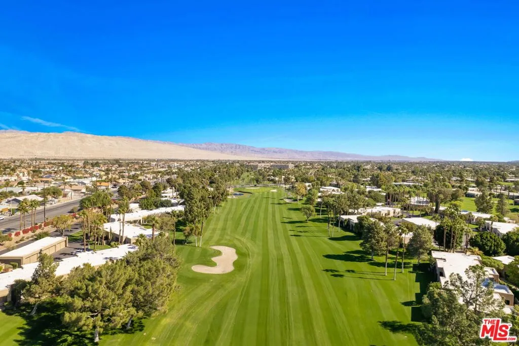 Cathedral City, California 92234, United States, 3 Bedrooms Bedrooms, ,4 BathroomsBathrooms,Residential,Pending,184047